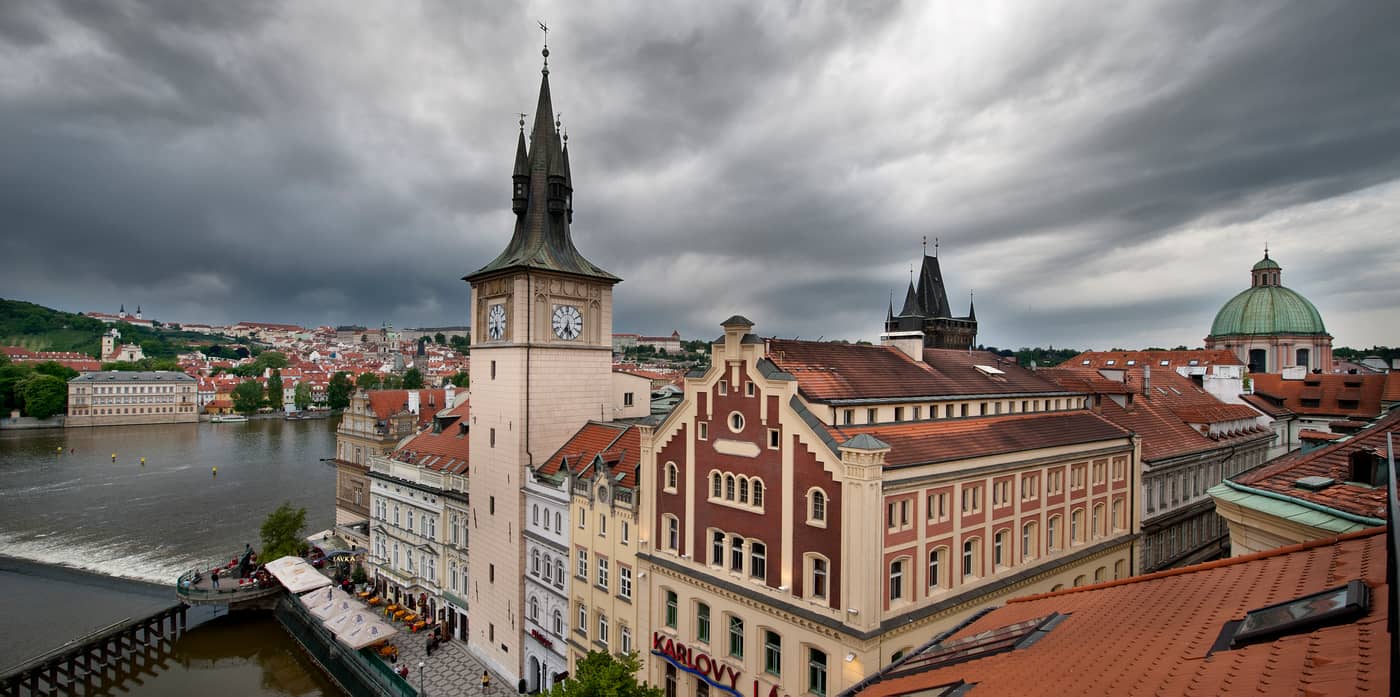 Charles-Bridge-Palace-General-view-2