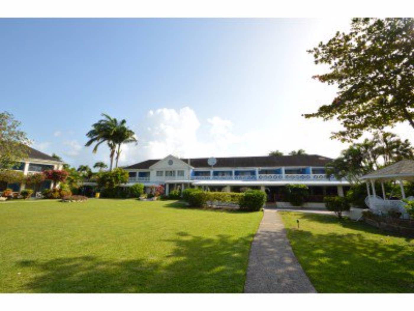 Discovery-Bay-By-Rex-Resorts-General-view-9