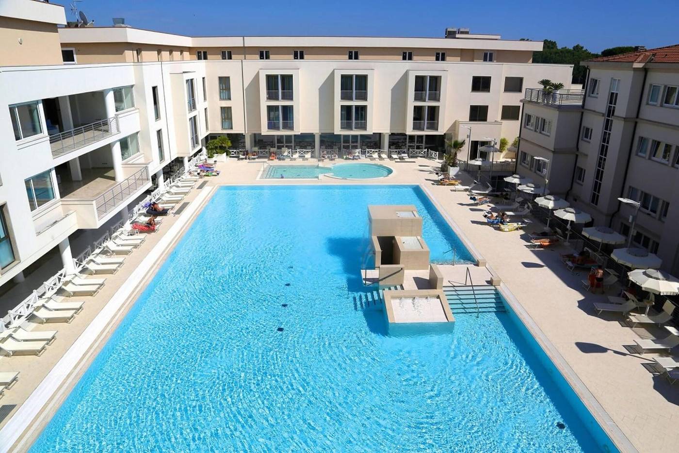 Terme-Marine-Leopoldo-II-Pool-52