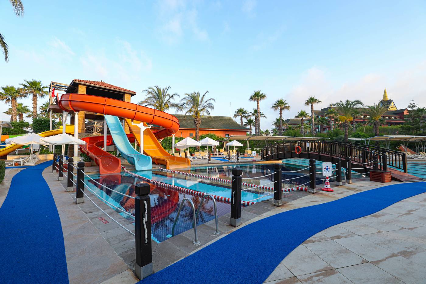 Crystal Family Resort