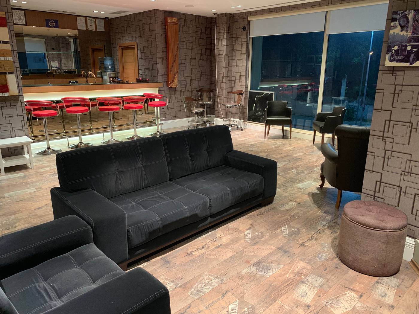 City Hotel Plovdiv-Bulgaria-Plovdiv-Lobby-9