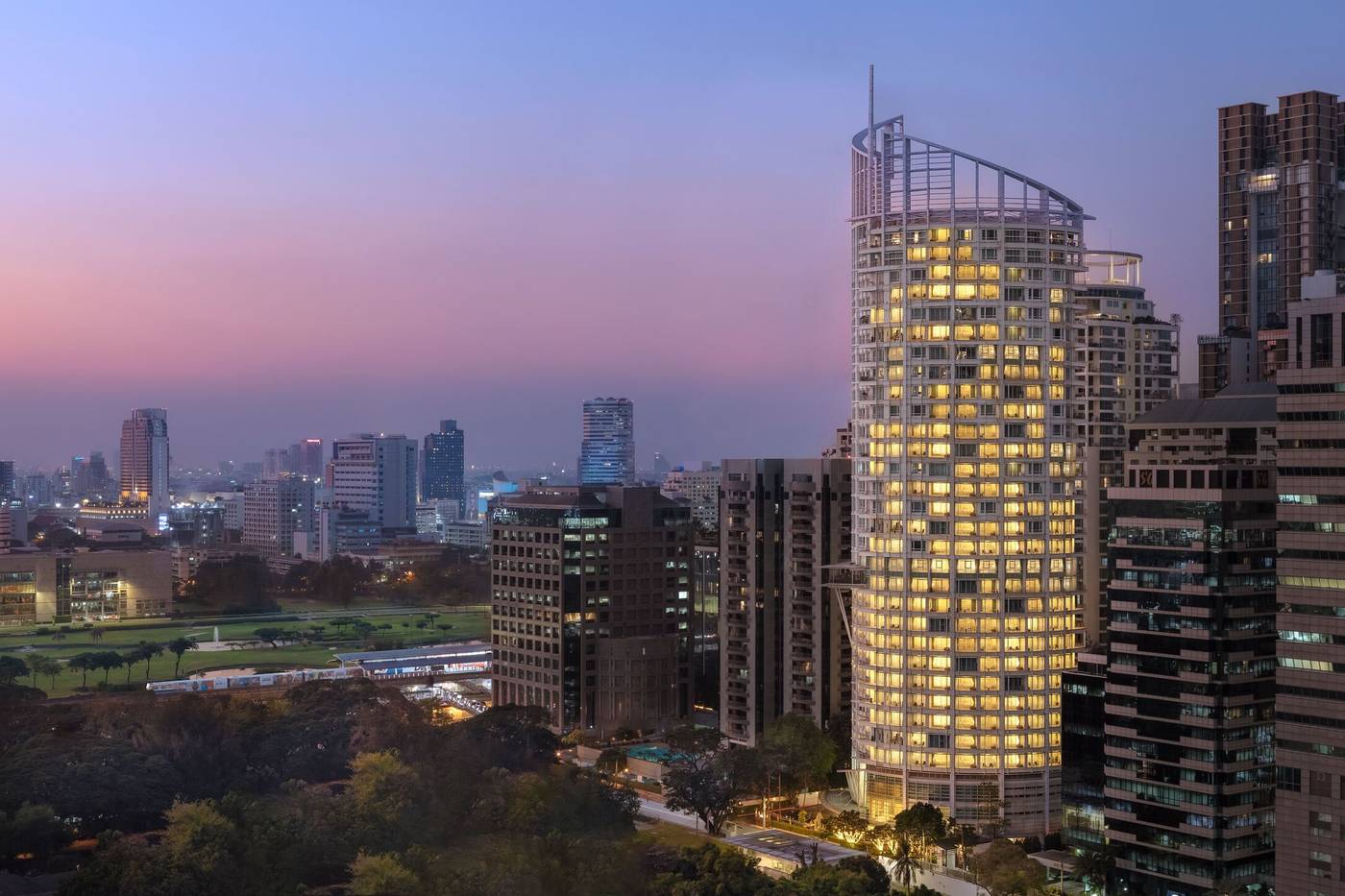 Dusit Suites Hotel Ratchadamri, Bangkok-Thailand-Bangkok-General view-1