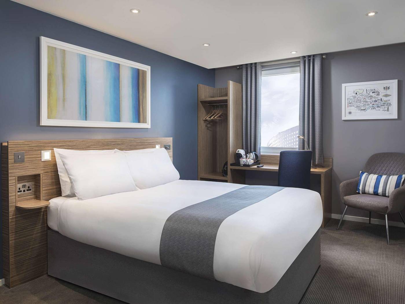 Travelodge Plus Galway-Ireland-GALWAY-Room-10
