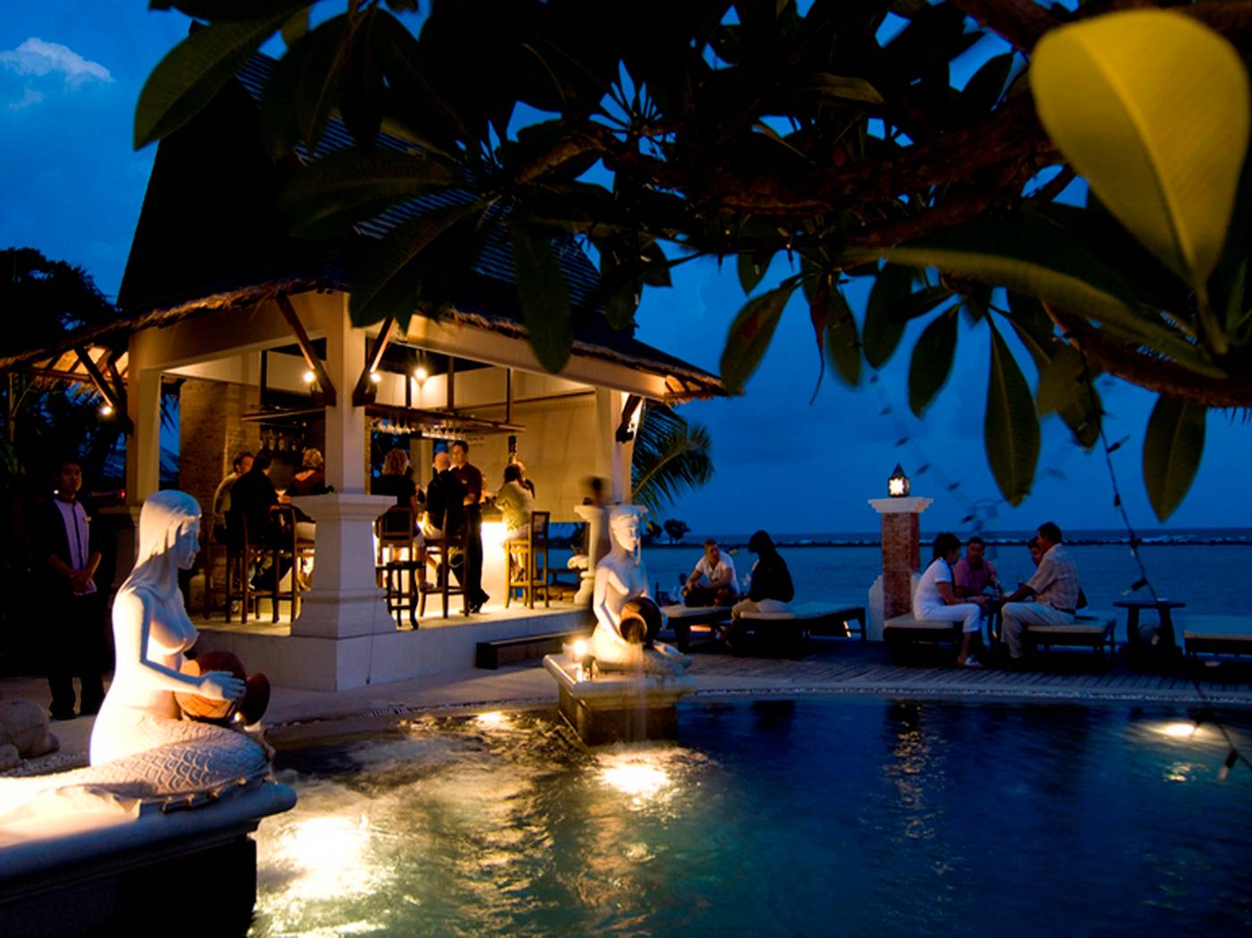 Dara-Samui-Beach-Resort---Adult-Only-Bar-11