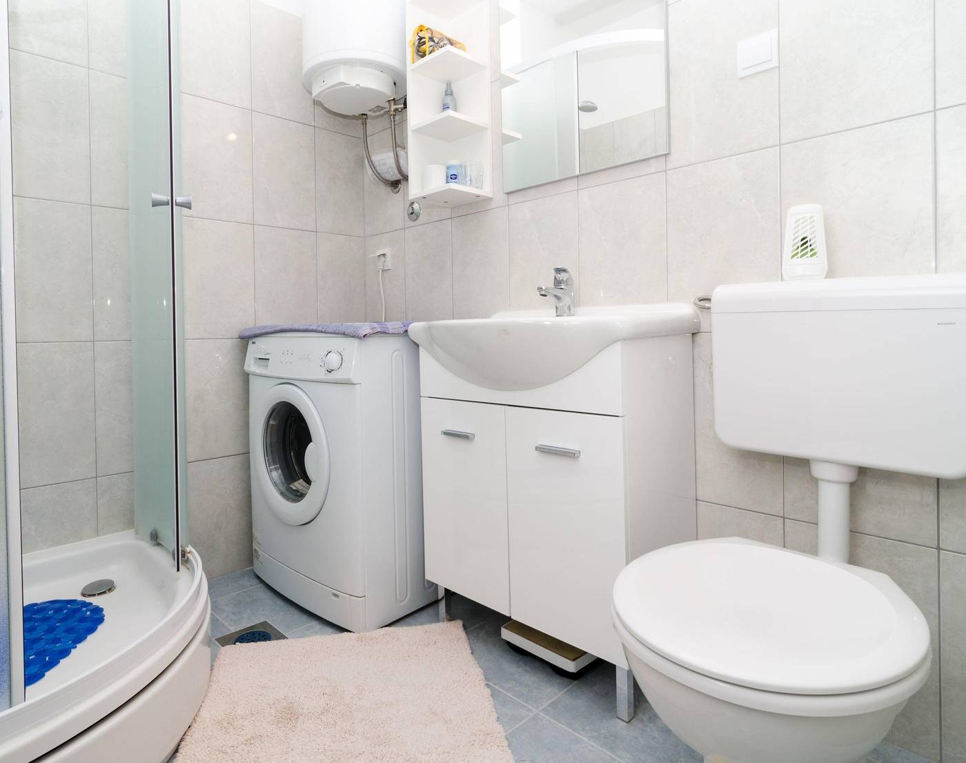 Apartments-Mare-Room-10