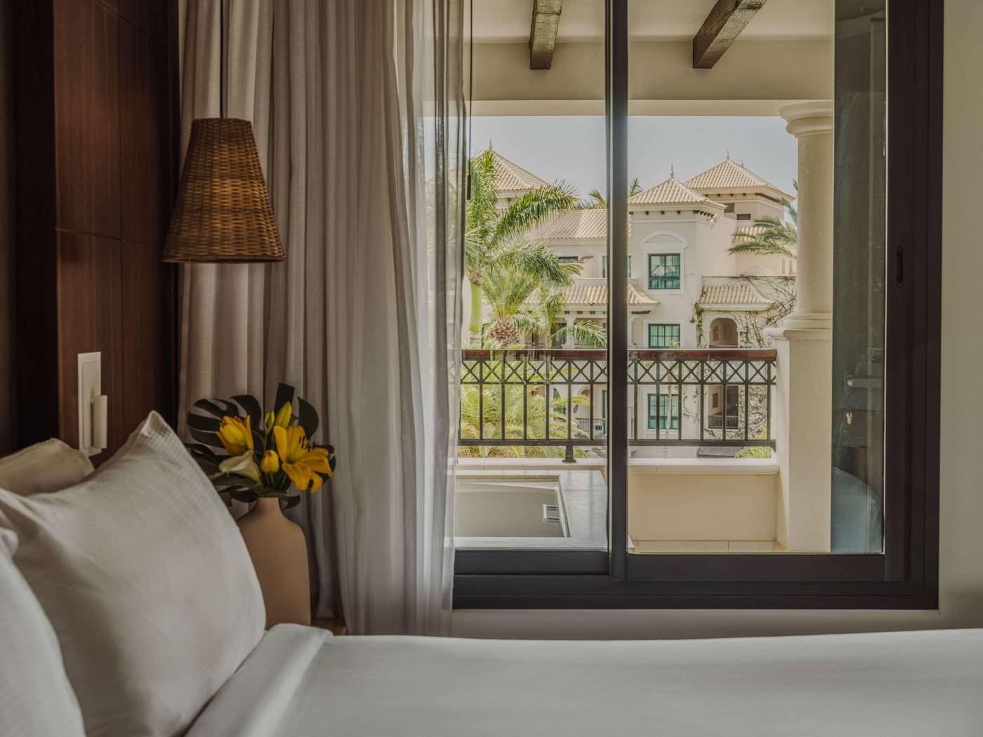 RedLevel-at-Melia-Palacio-de-Isora-Room-39