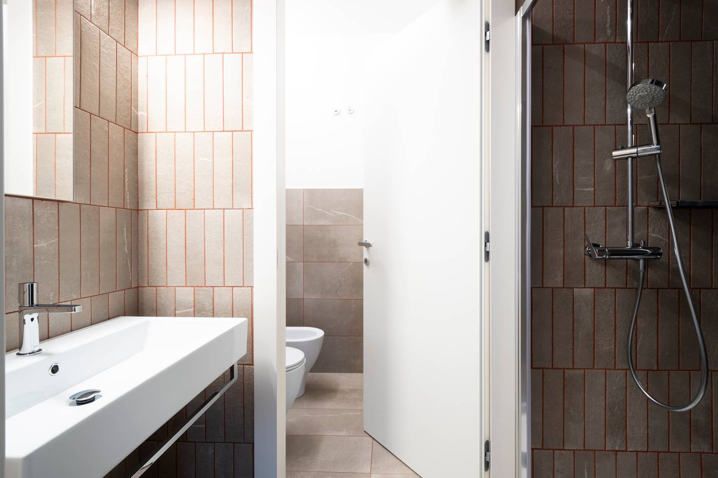 Alkamuri-Posh-Hotel---Spa-Room-62