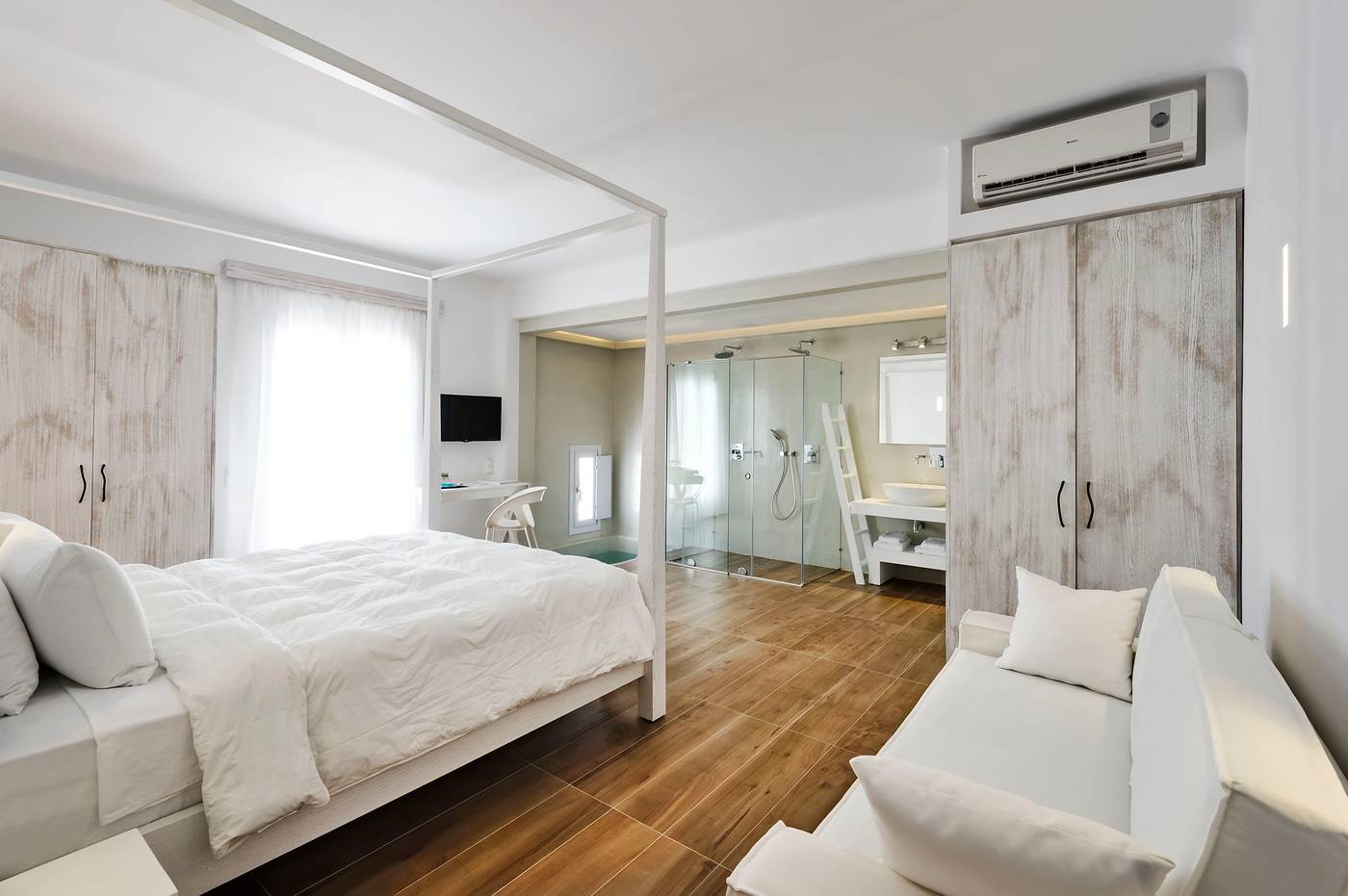 Cavo-Bianco-Hotel-Room-12