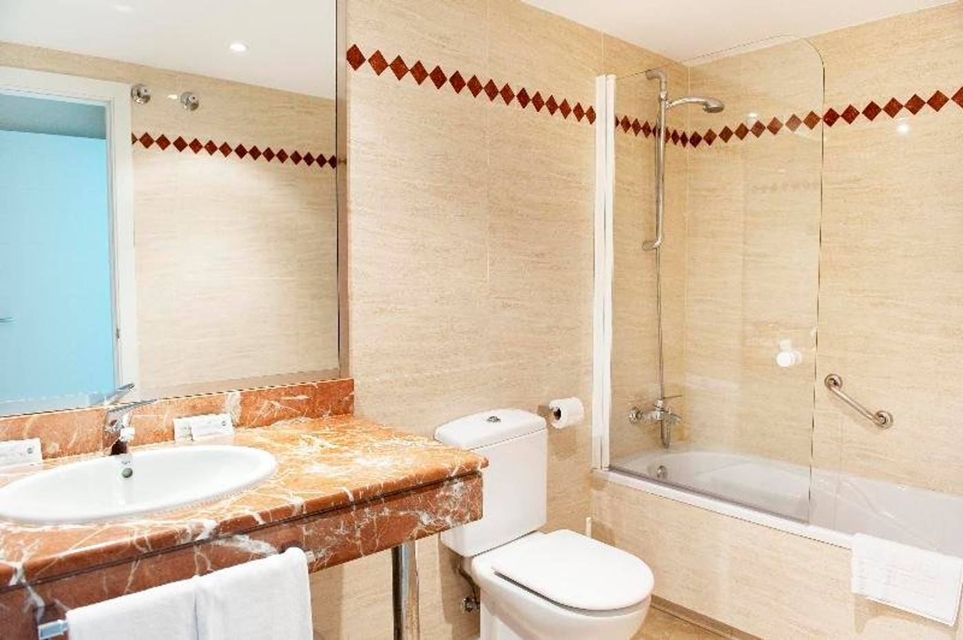 Manilva-Green-Room-16