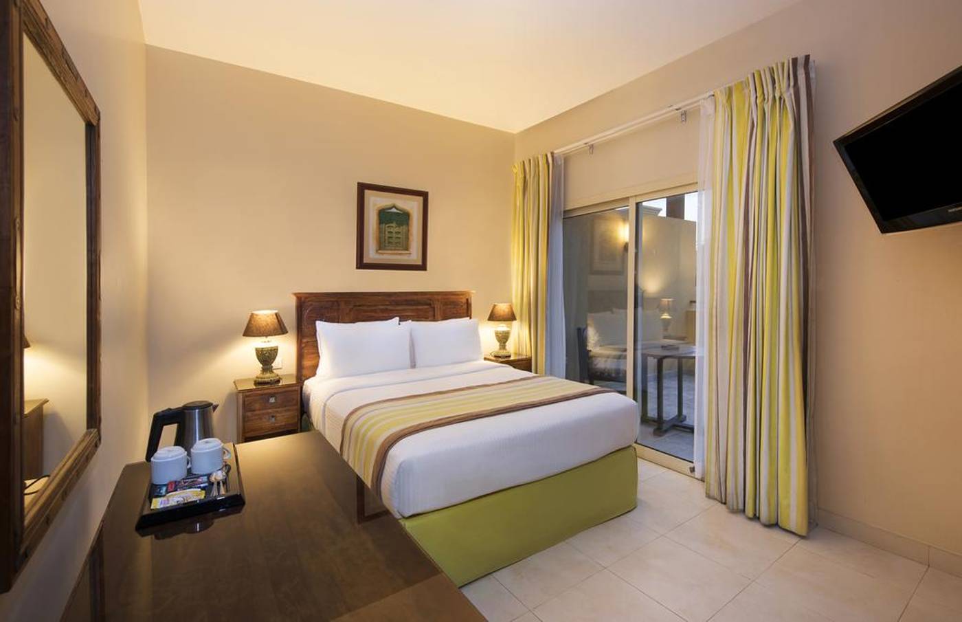 Al-Hamra-Residence-Room-37