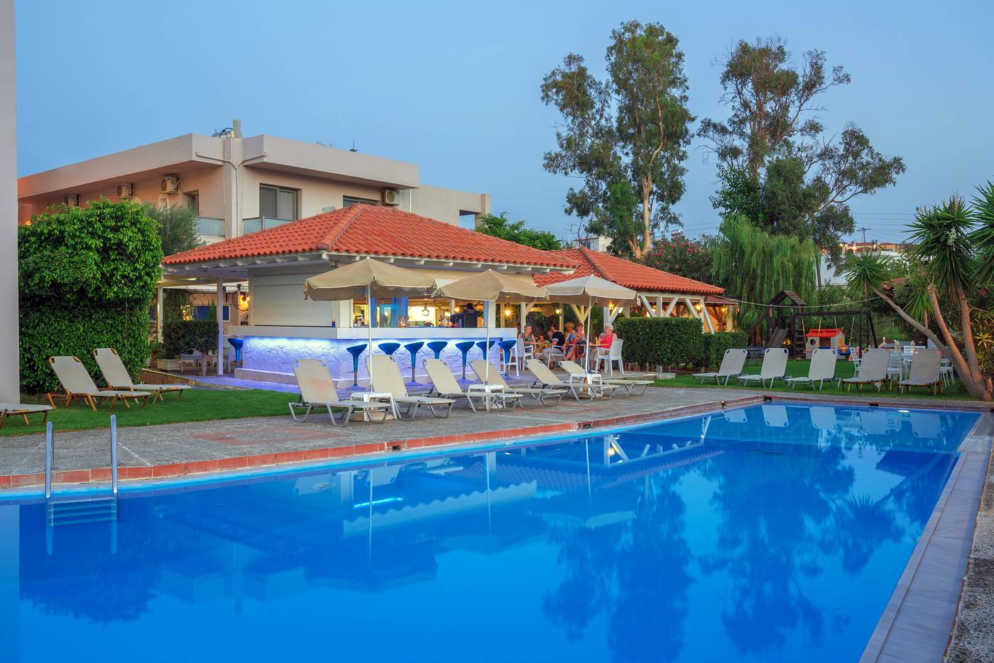 Apollo-Hotel-Bar-5
