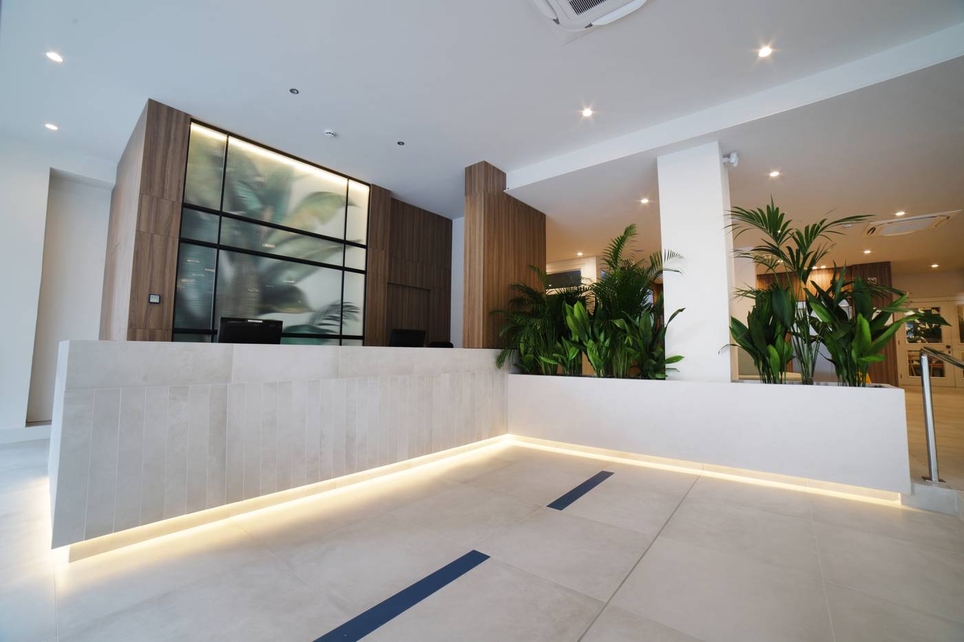 Eurosalou---Spa-Lobby-33