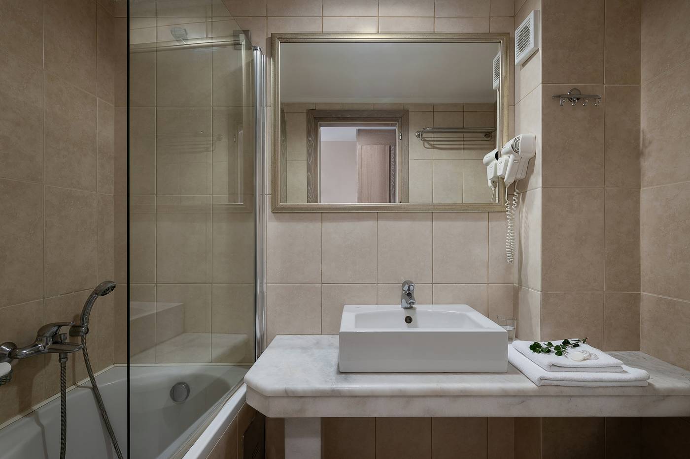 Magda-Hotel-Room-33