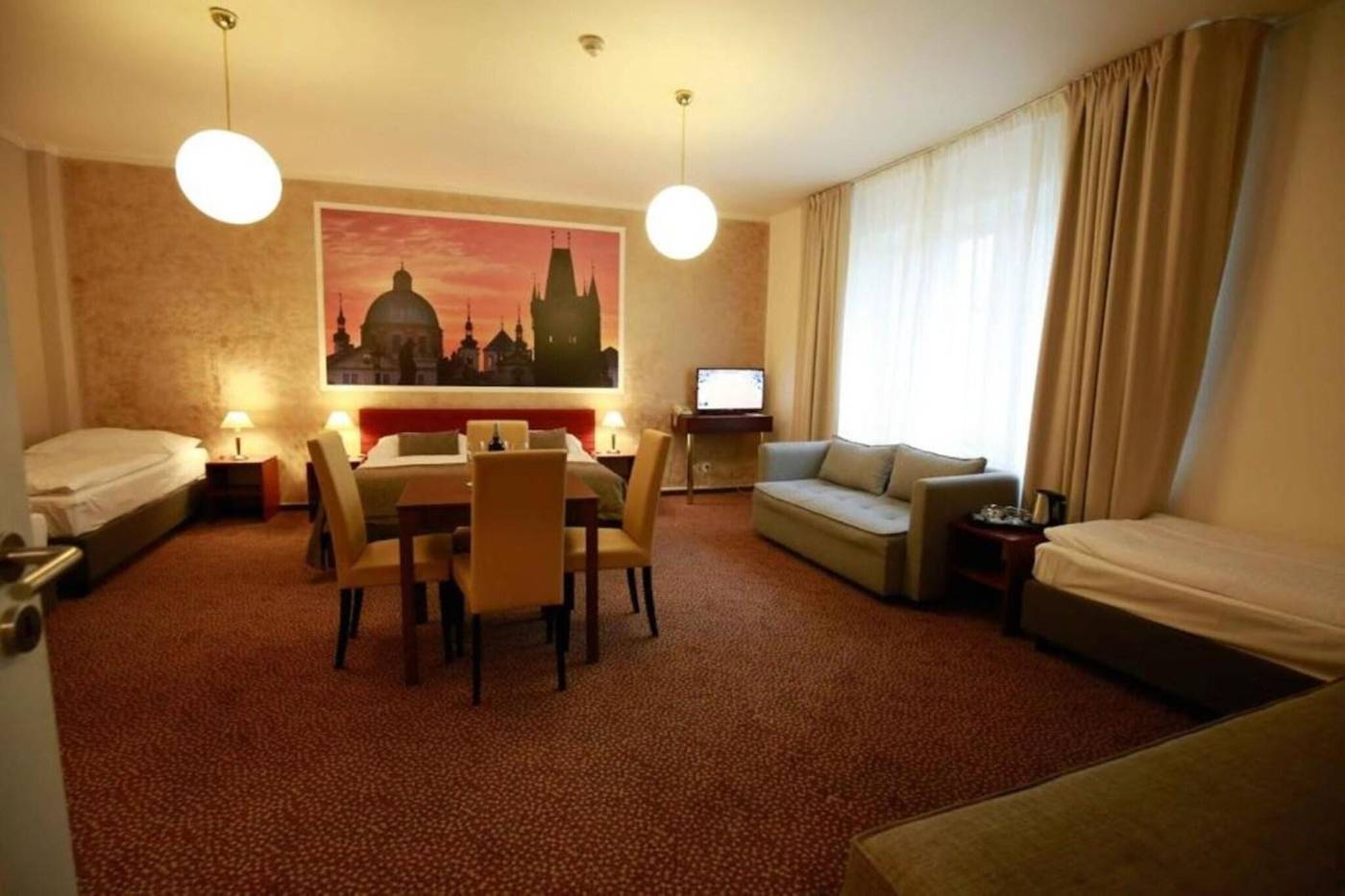 Metropolitan-Old-Town---Czech-Leading-Hotels-Room-24