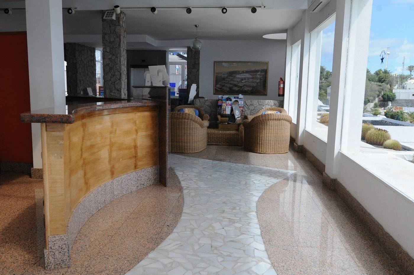 Blue-Star-General-view-28