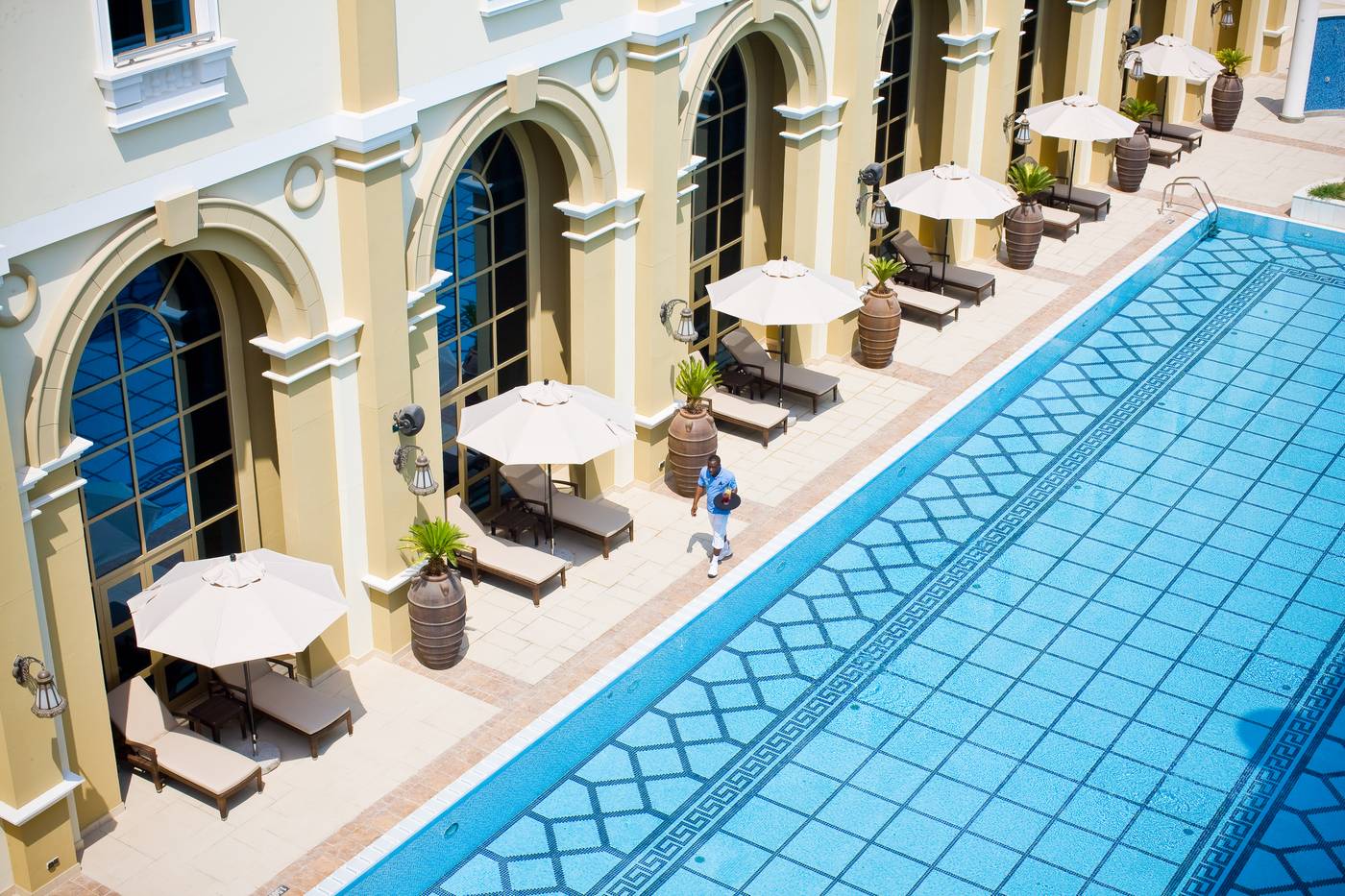 Oaks-Ibn-Battuta-Gate-Dubai-Pool-3