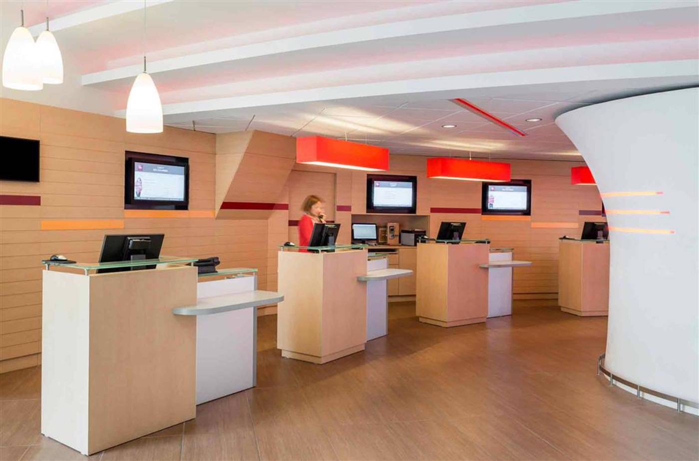 Ibis-Paris-Tour-Eiffel-Lobby-28