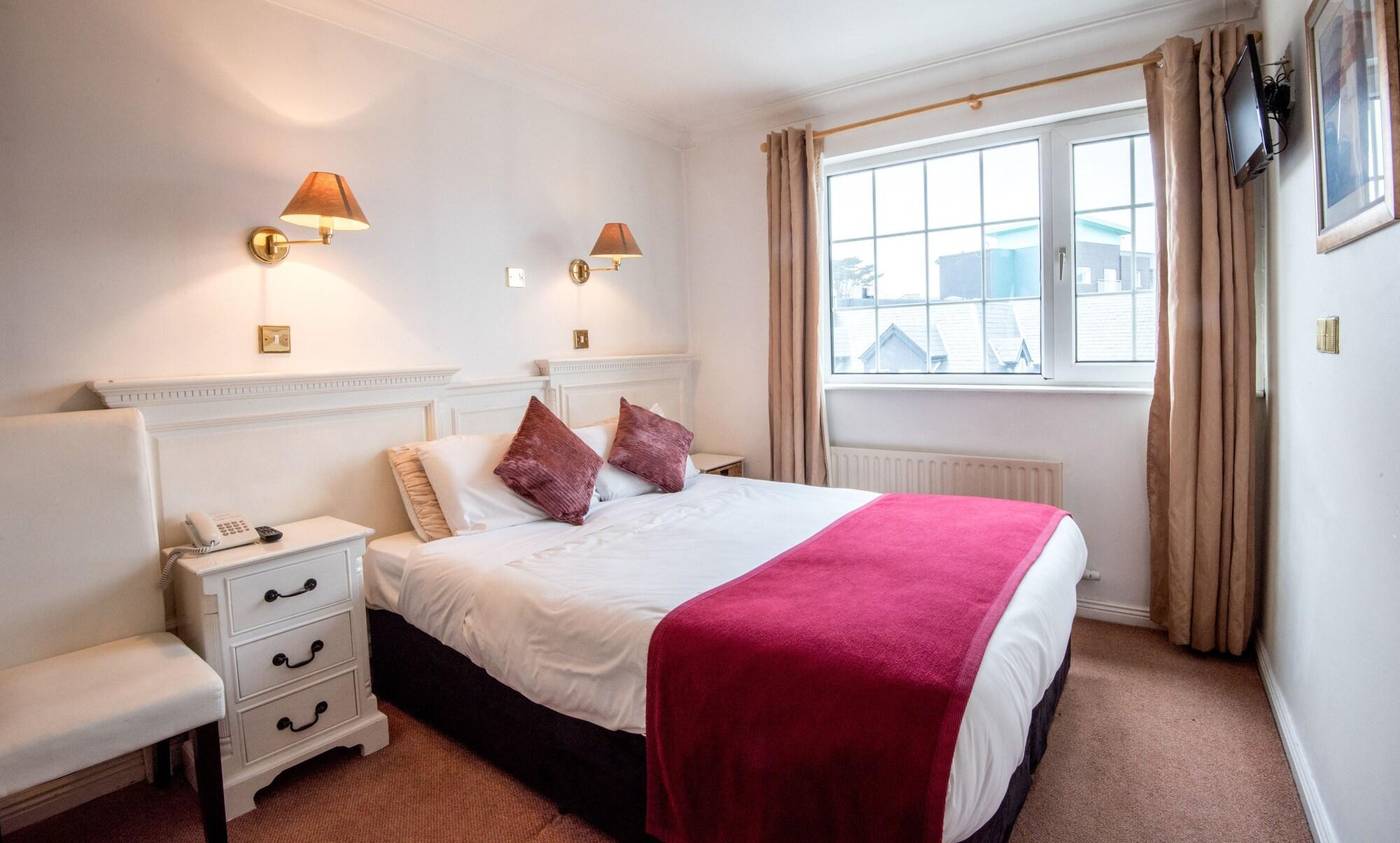 Failte Hotel-Ireland-KILLARNEY-Room-6