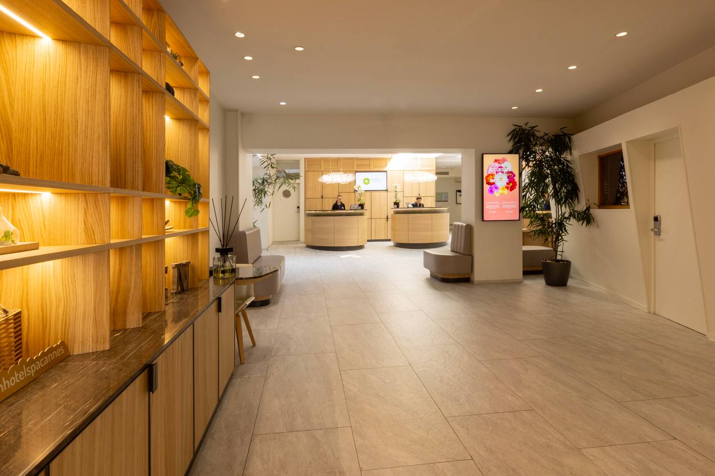 Eden-Hotel---Spa-Lobby-32