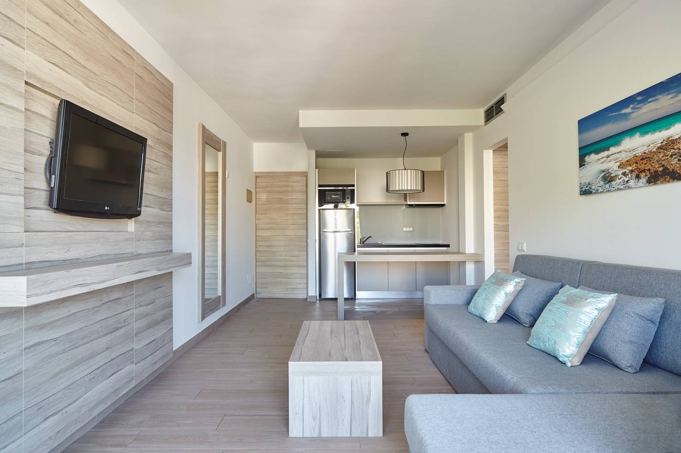 Sol-Bahia-Ibiza-Suites-Room-24