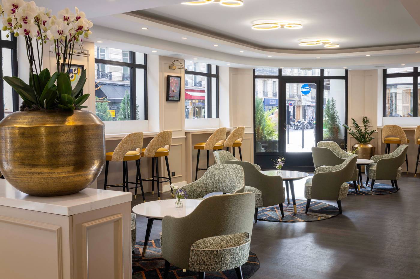 Park-Lane-Paris-Lobby-4