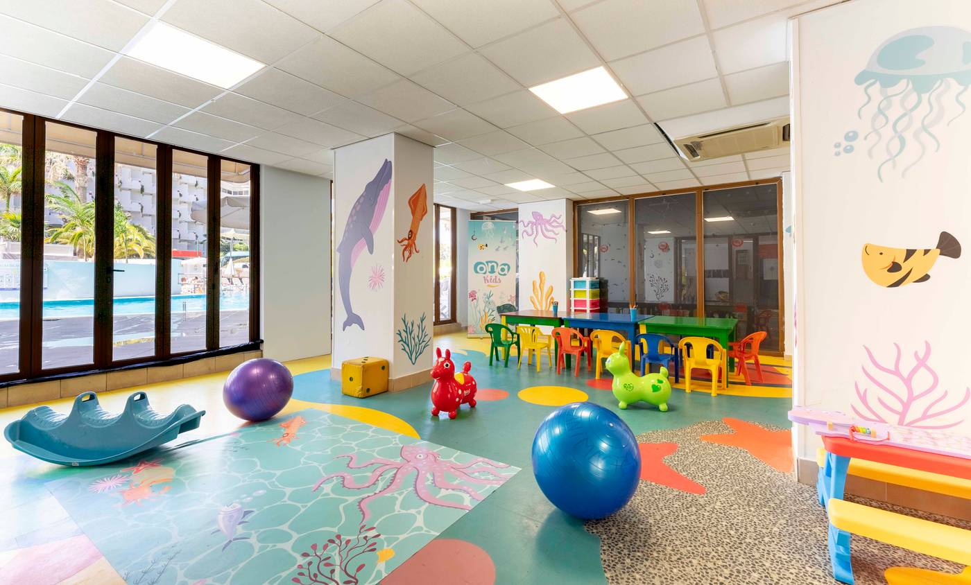 ONA-Palm-Beach-General-view-74