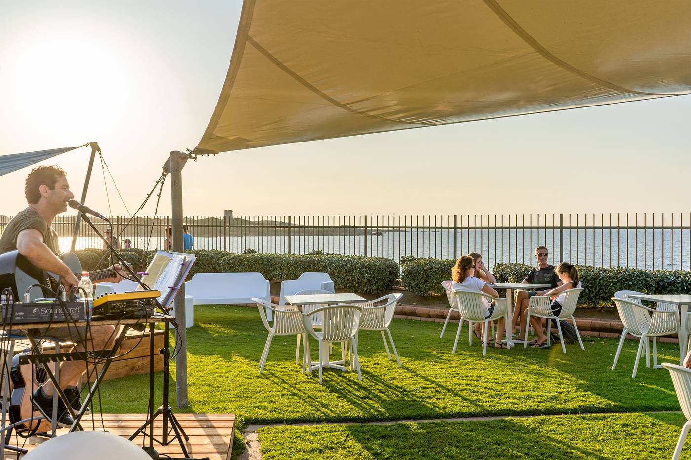 Camping-Baia-Blu-La-Tortuga-Bar-14