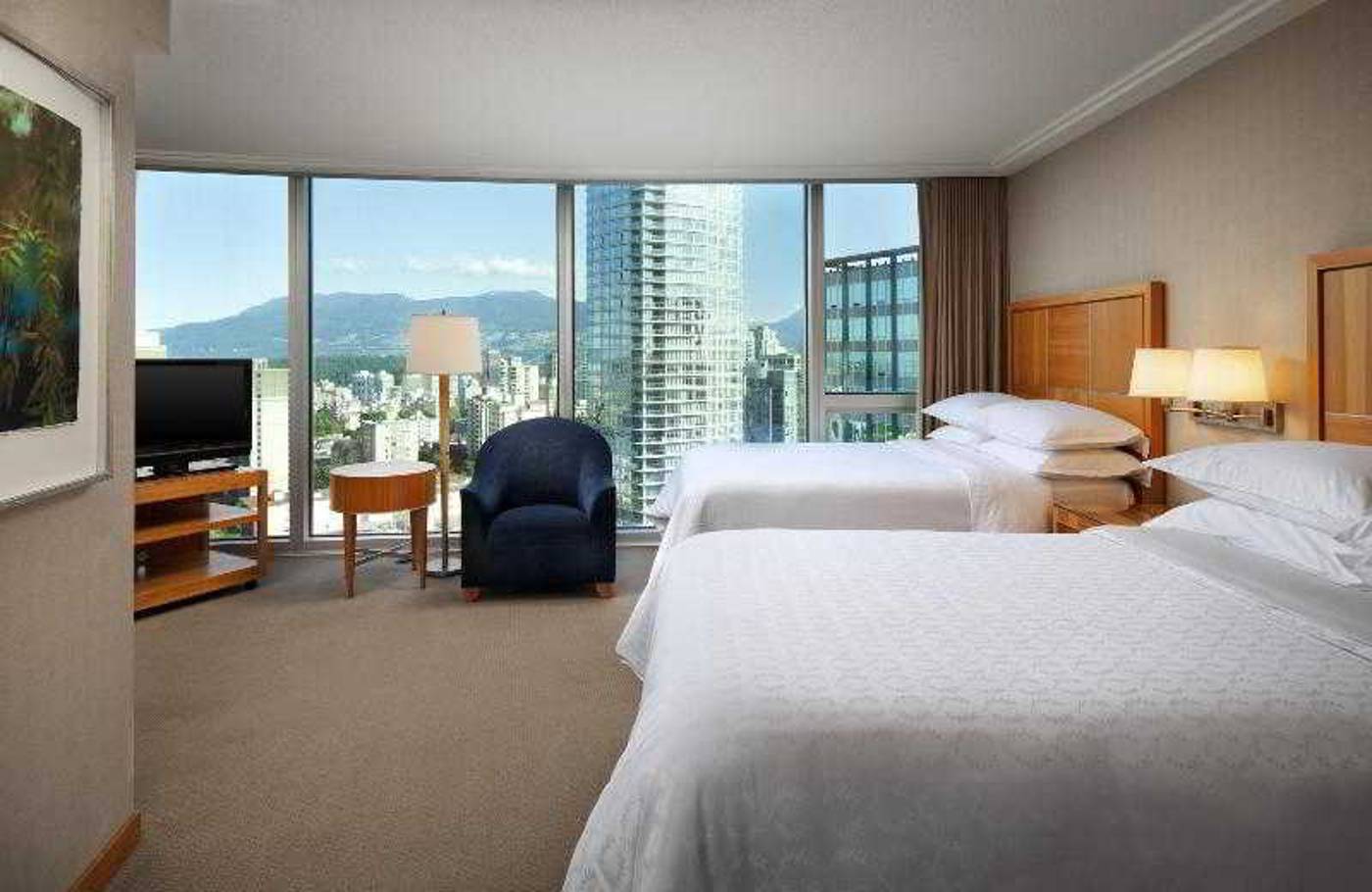 Sheraton-Vancouver-Wall-Centre-Room-29