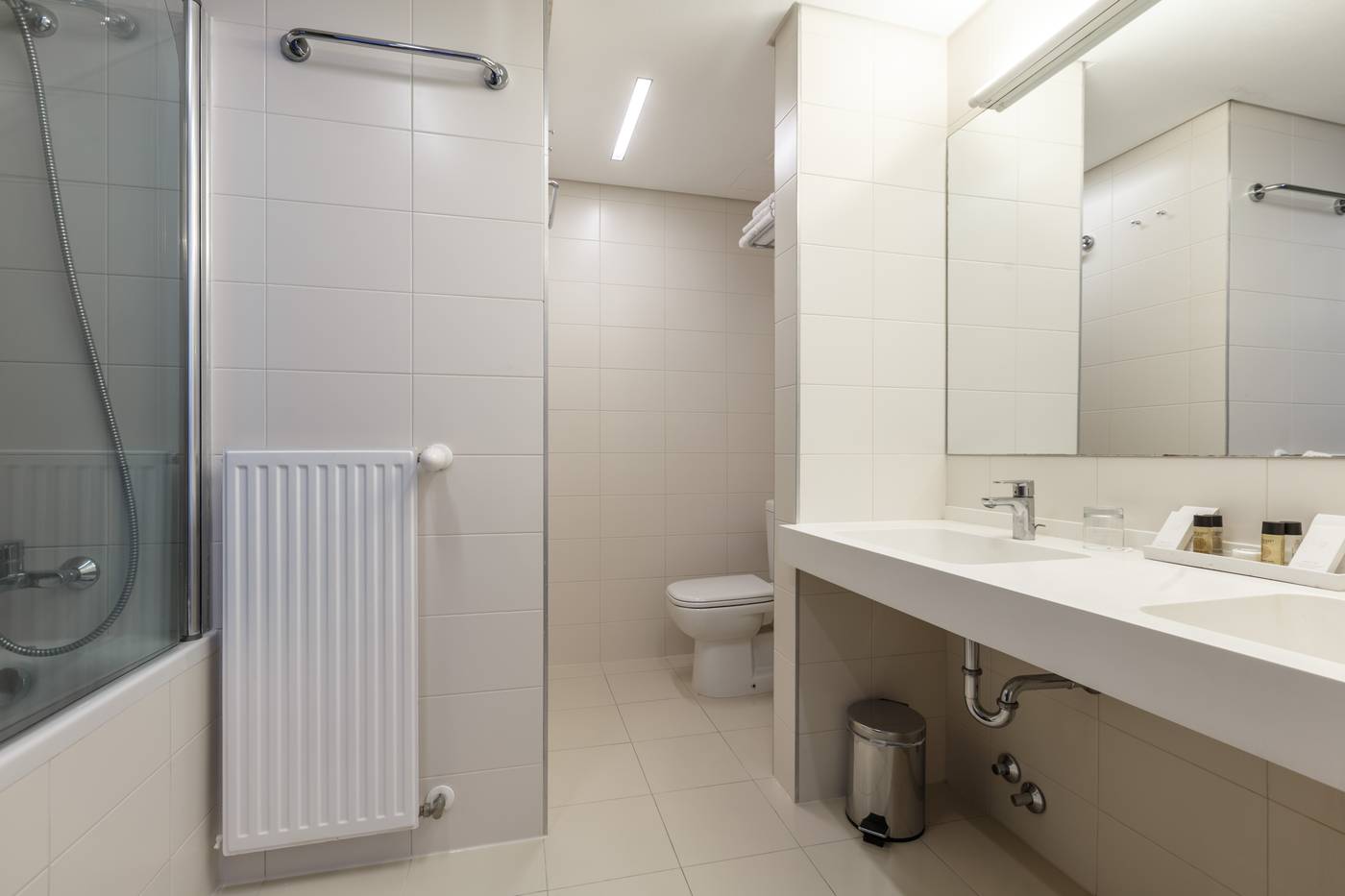 Hotel-Laguna-Molindrio-Room-43