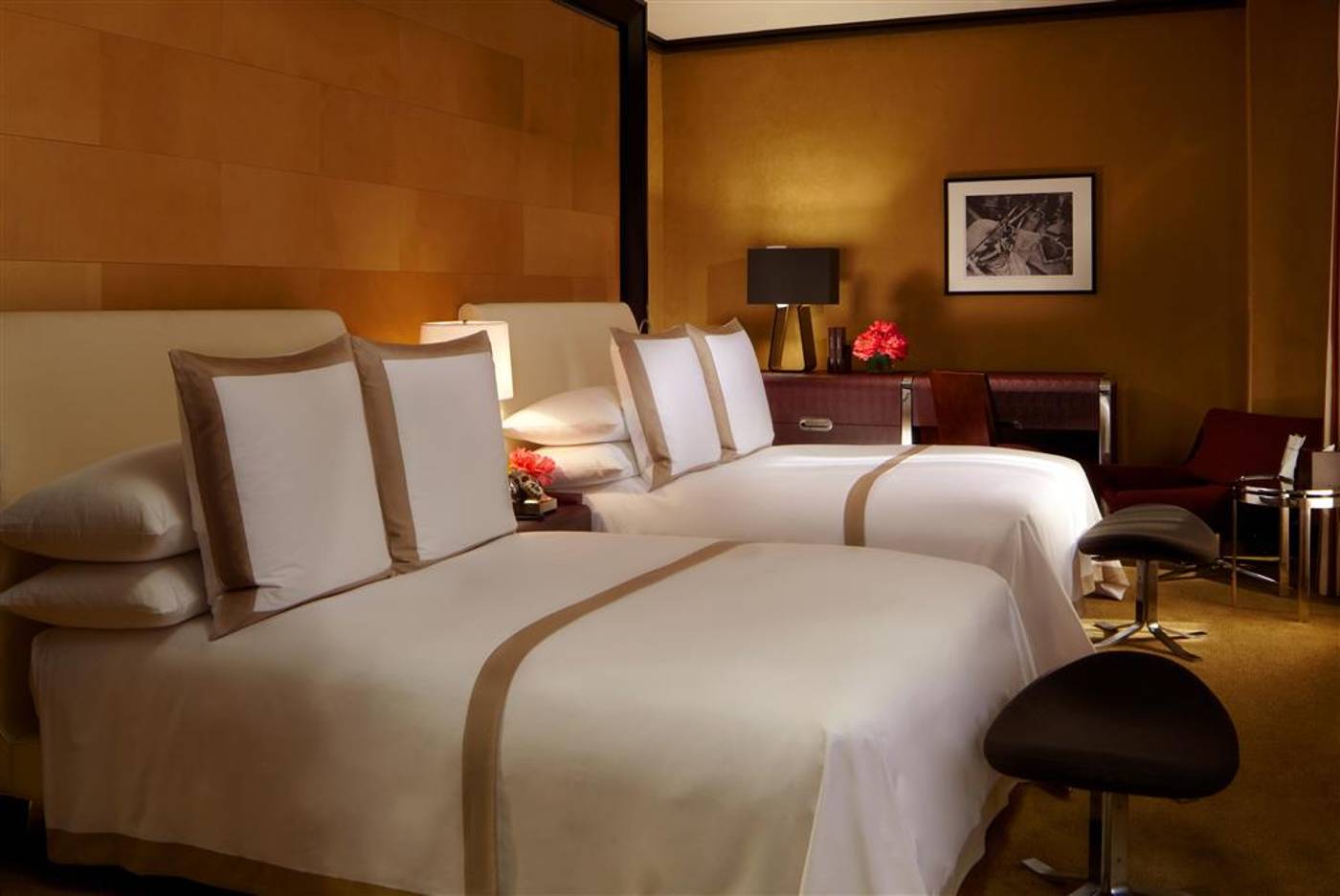 The-Chatwal-in-the-unbound-Collection-Room-49