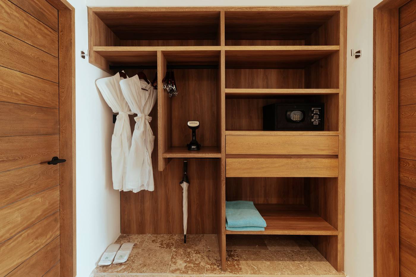 Akumal-Bay-Beach---Wellness-Resort-Room-19