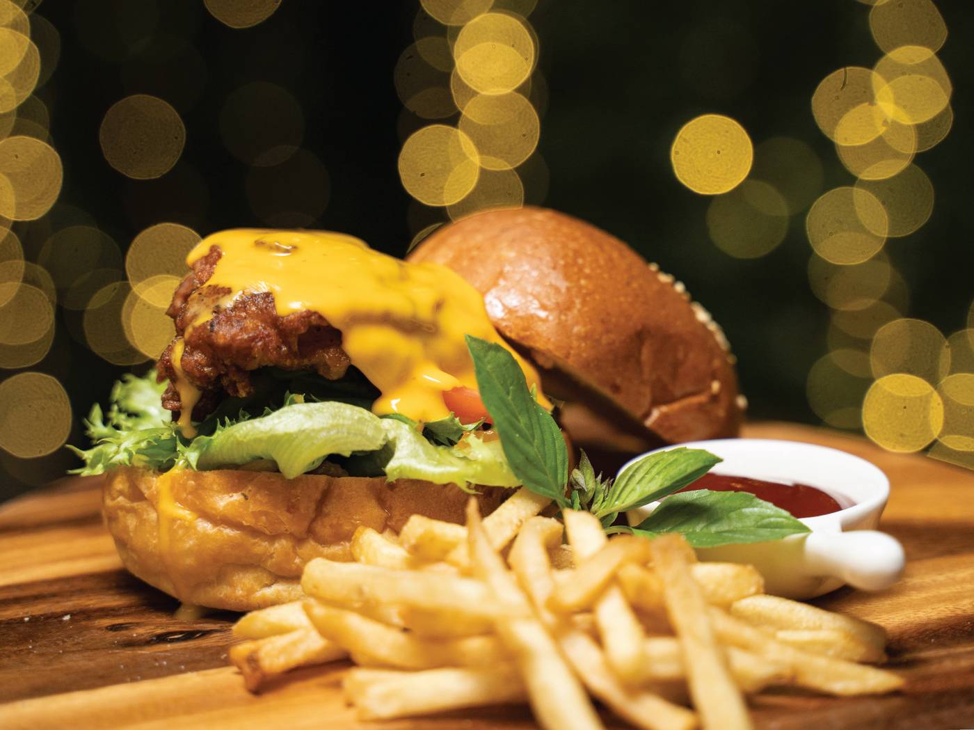 Andaman-Beach-Hotel-Phuket-Handwritten-Collection-Restaurant-21