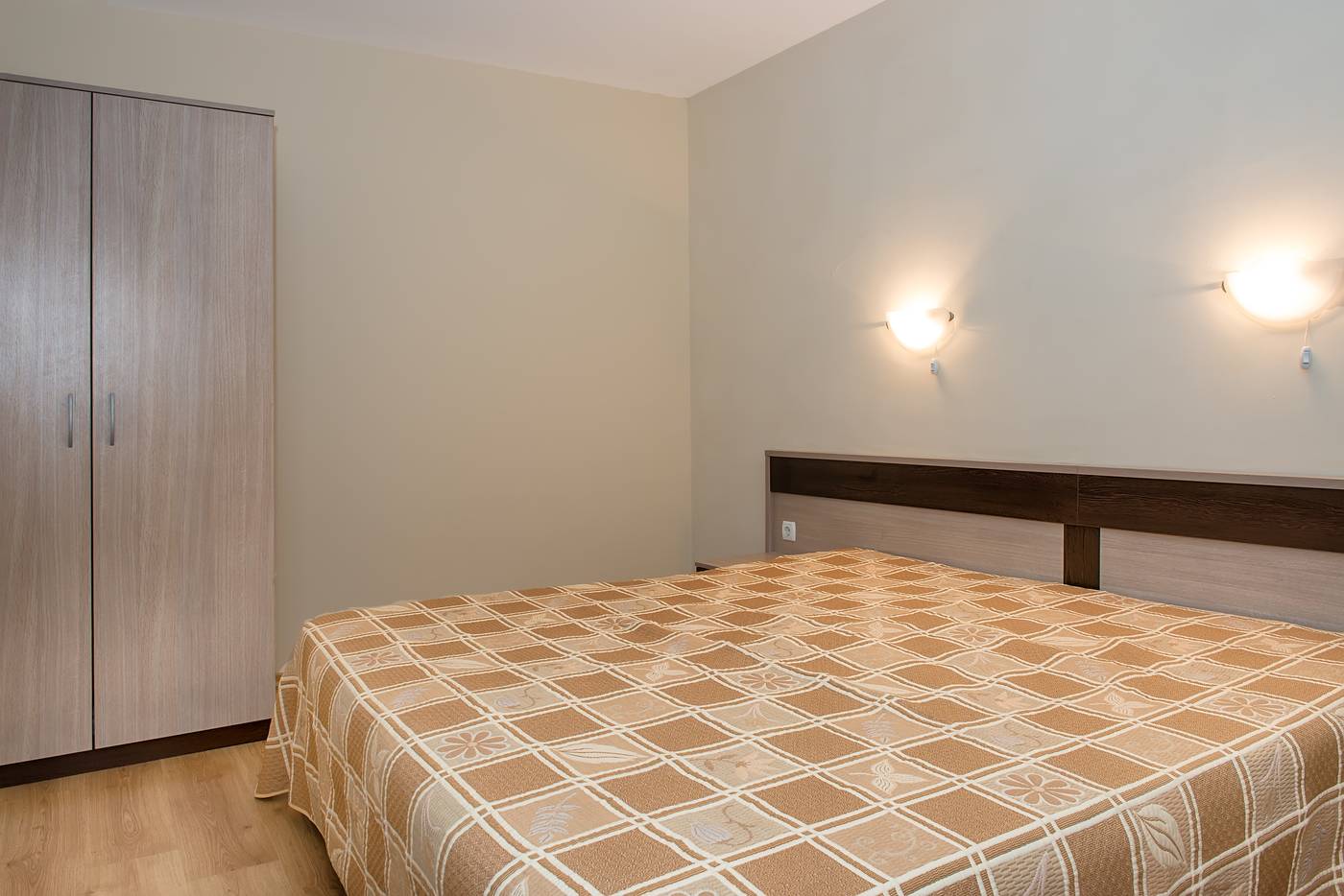 Viva-Apartments-Room-6