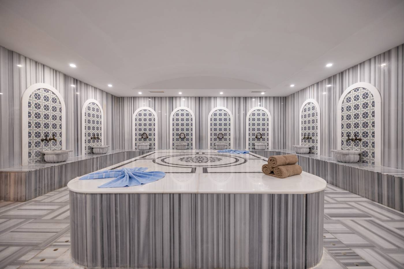 01.05.25 Side Moon Palace