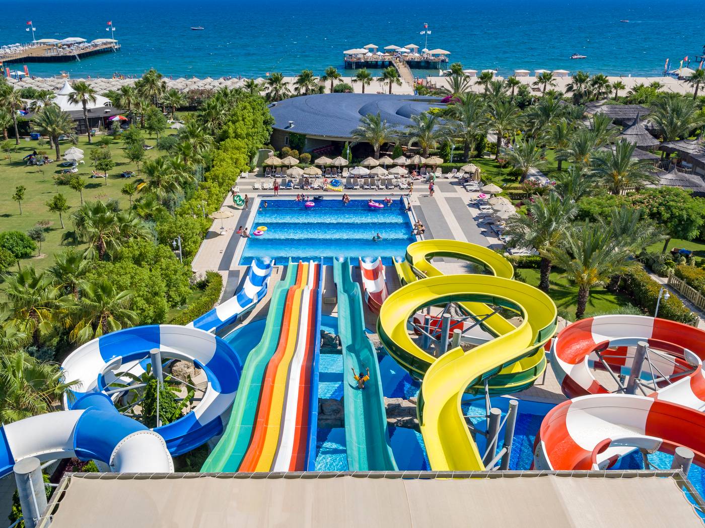 Royal-Holiday-Palace-Pool-3