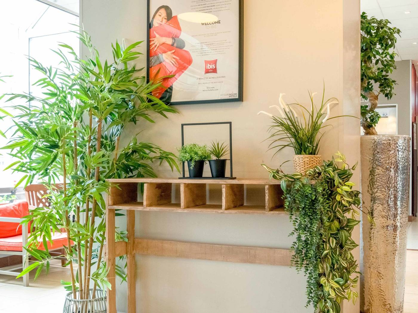 ibis-Paris-17-Clichy-Batignolles-Lobby-2