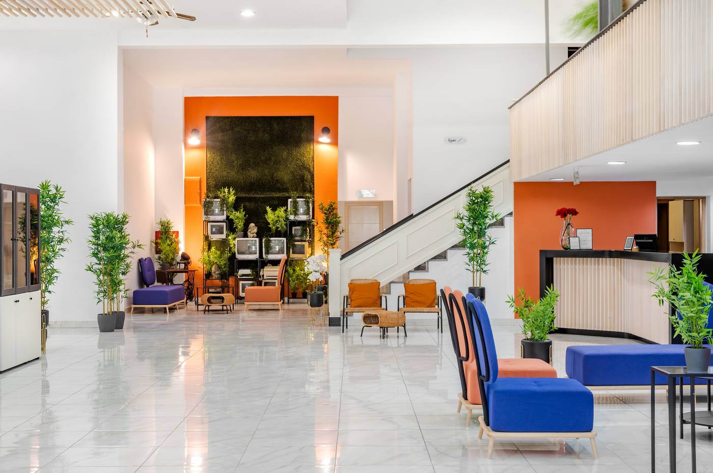 Hotel-Split-Inn-Lobby-32