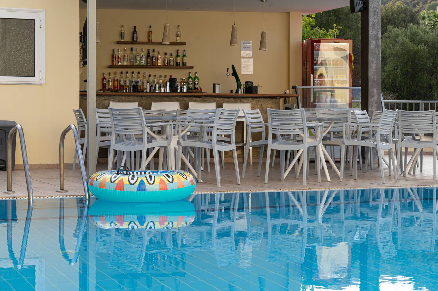 Elpis-Studios---Apartments-Bar-13