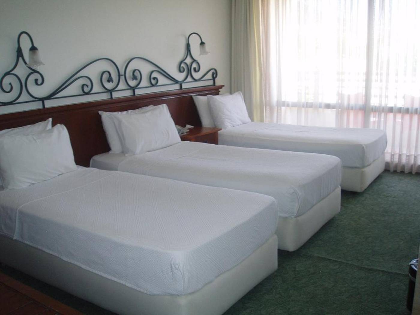 Suhan-Seaport-Hotel-Room-12