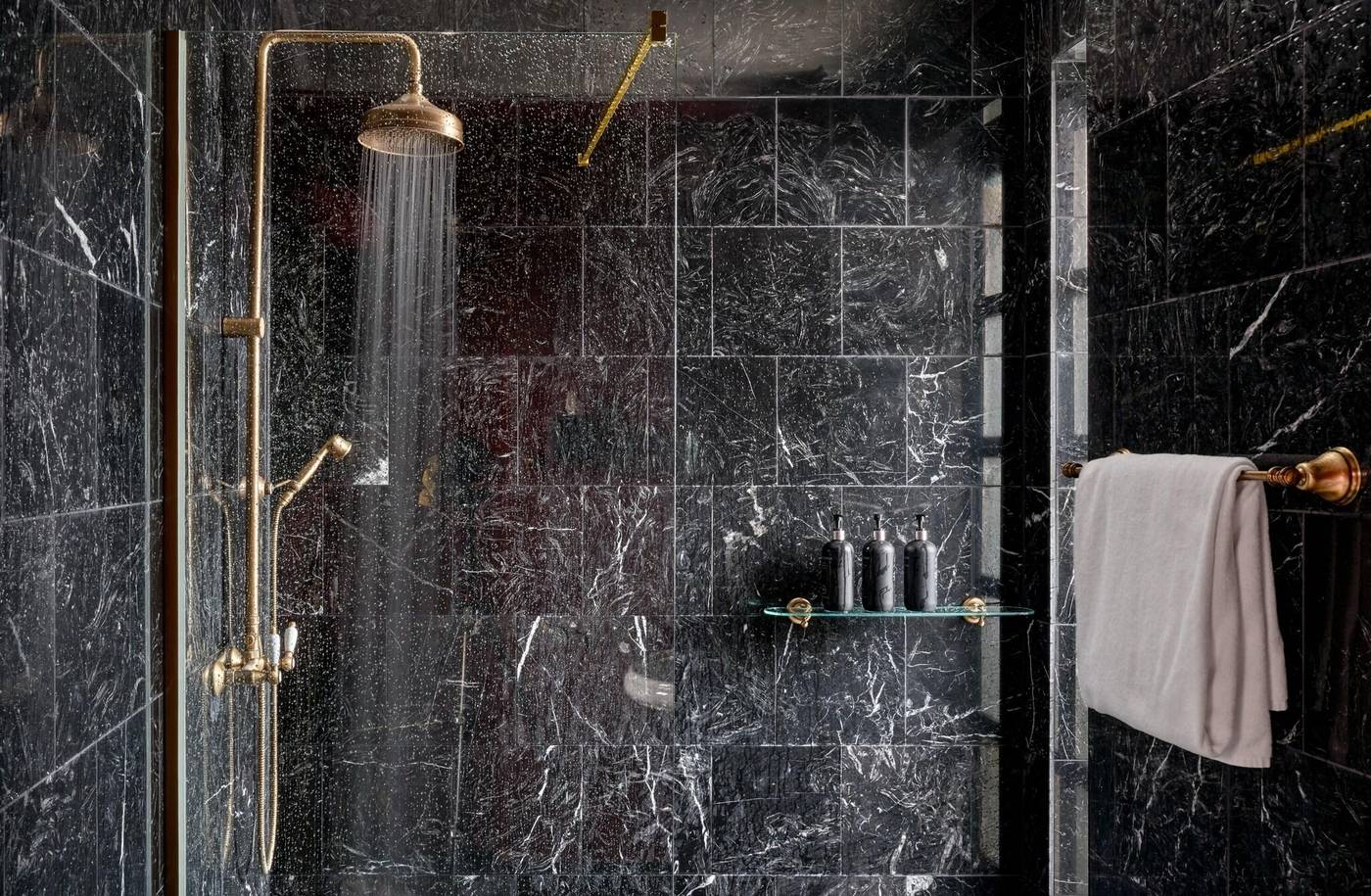 Provocateur--Berlin--A-Member-Of-Design-Hotels-Room-45