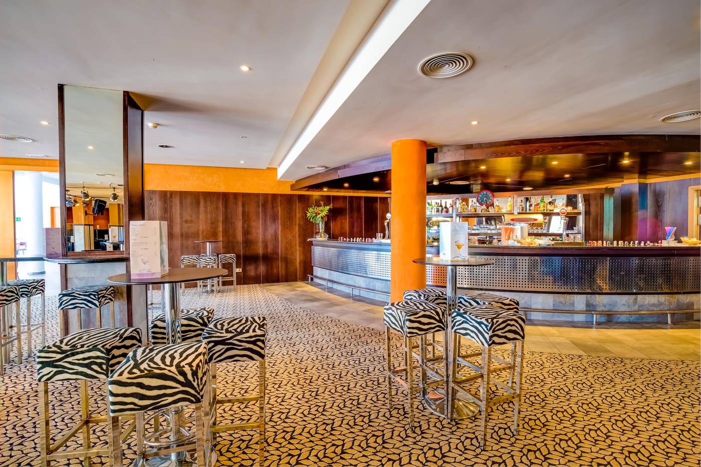 SBH-Taro-Beach-Bar-22