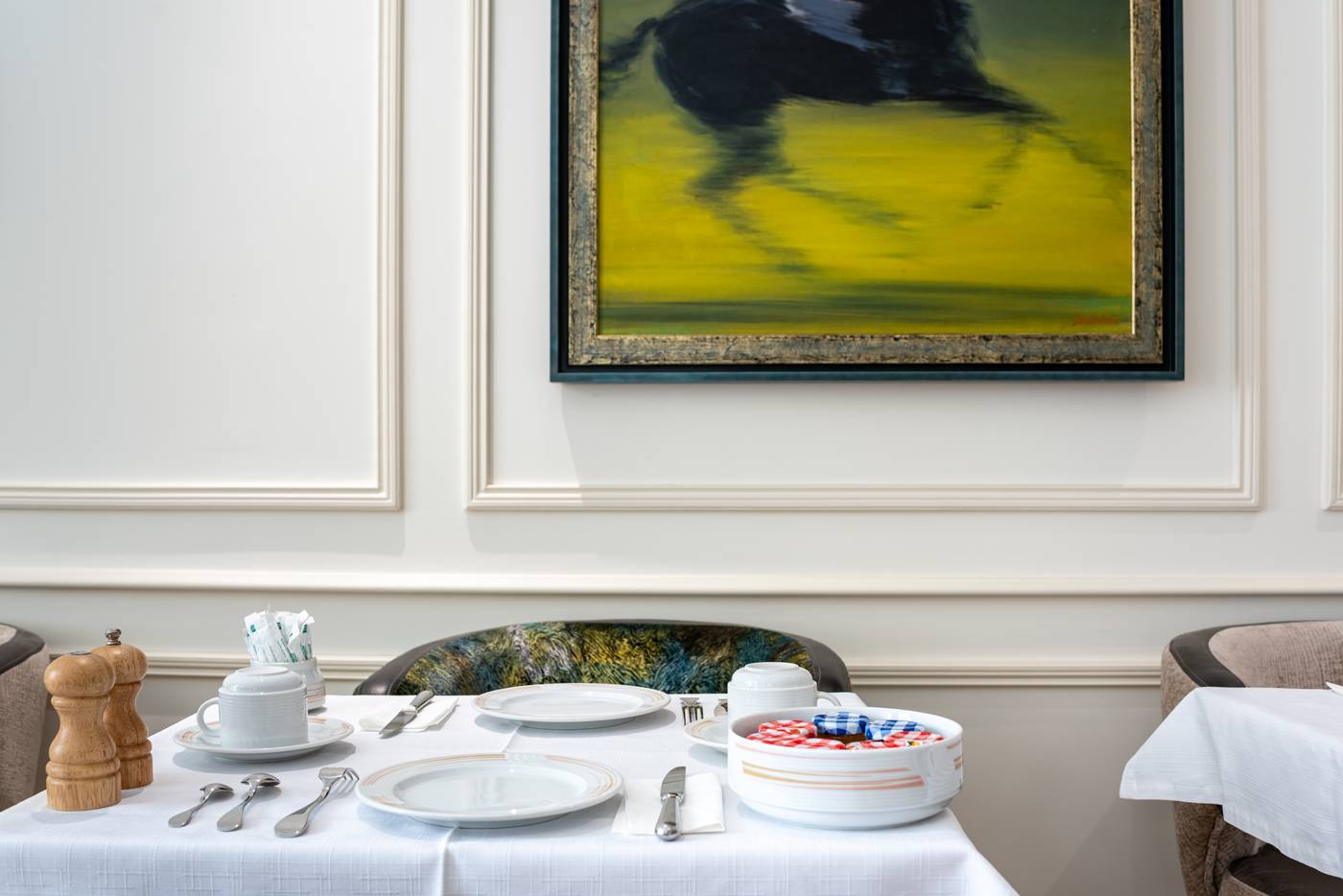 Queens-Hotel-Restaurant-25