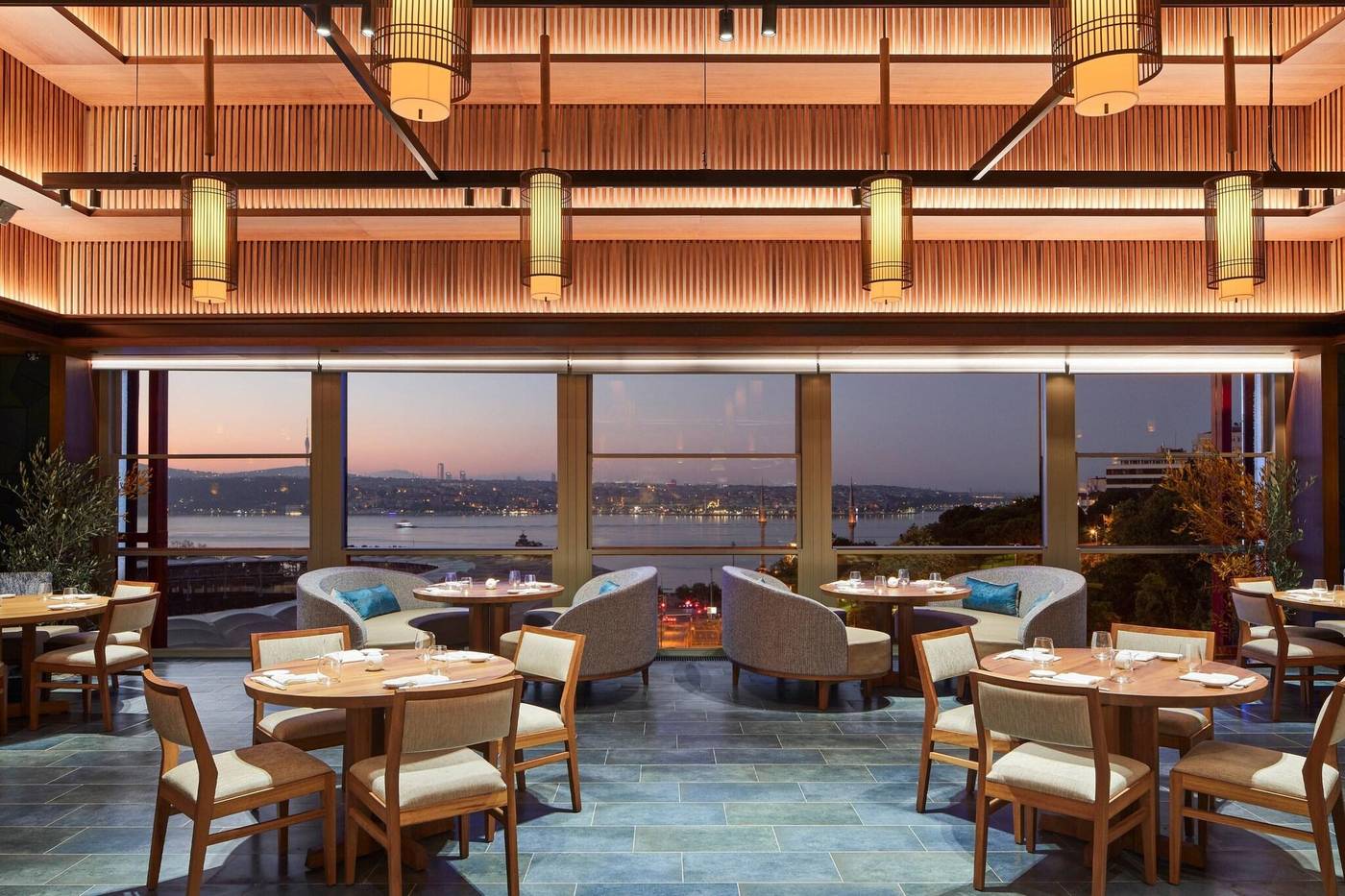The-Ritz-Carlton-Istanbul-Restaurant-62