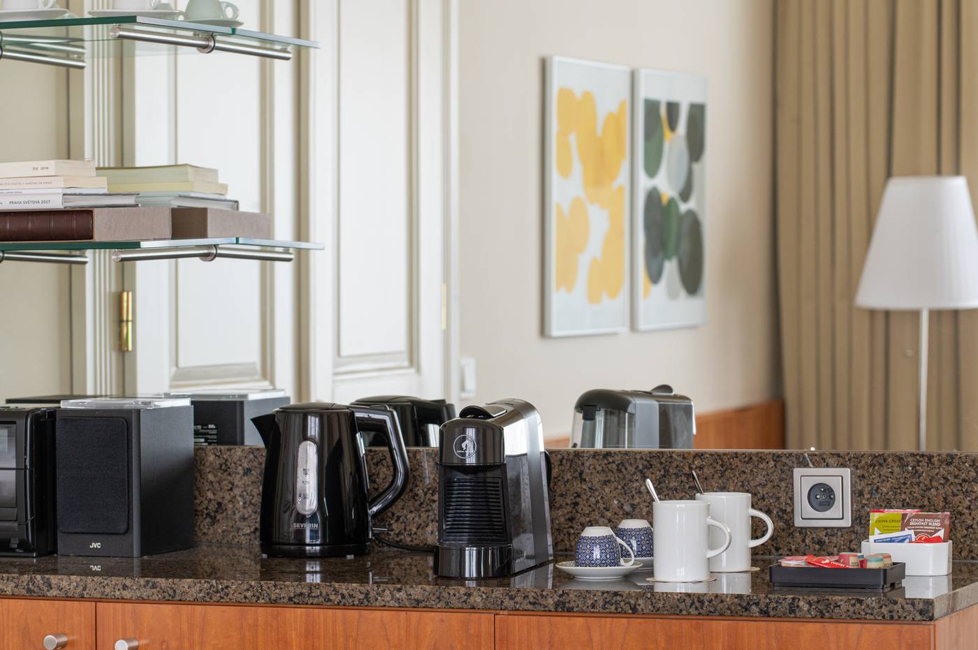 K-K-Hotel-Central-Room-21