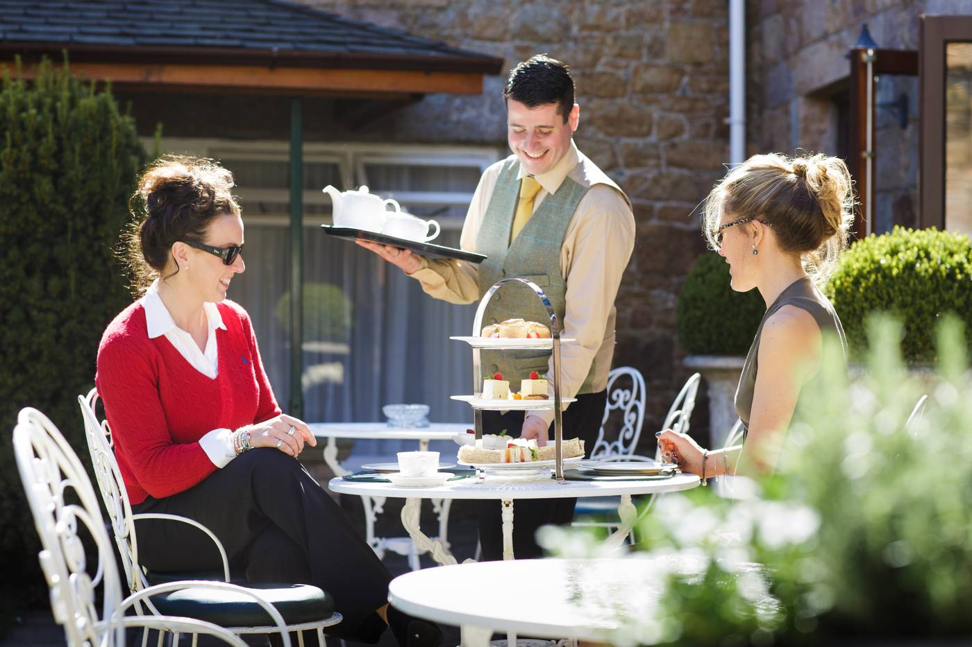 Greenhills-Country-Hotel-Terrace-40