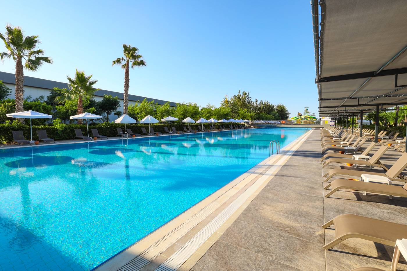 Crystal-Centro-Pool-5