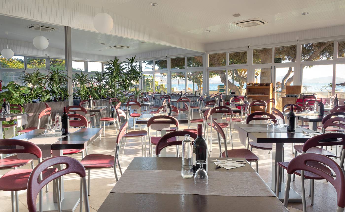 Hotel-Cavanna-Restaurant-30