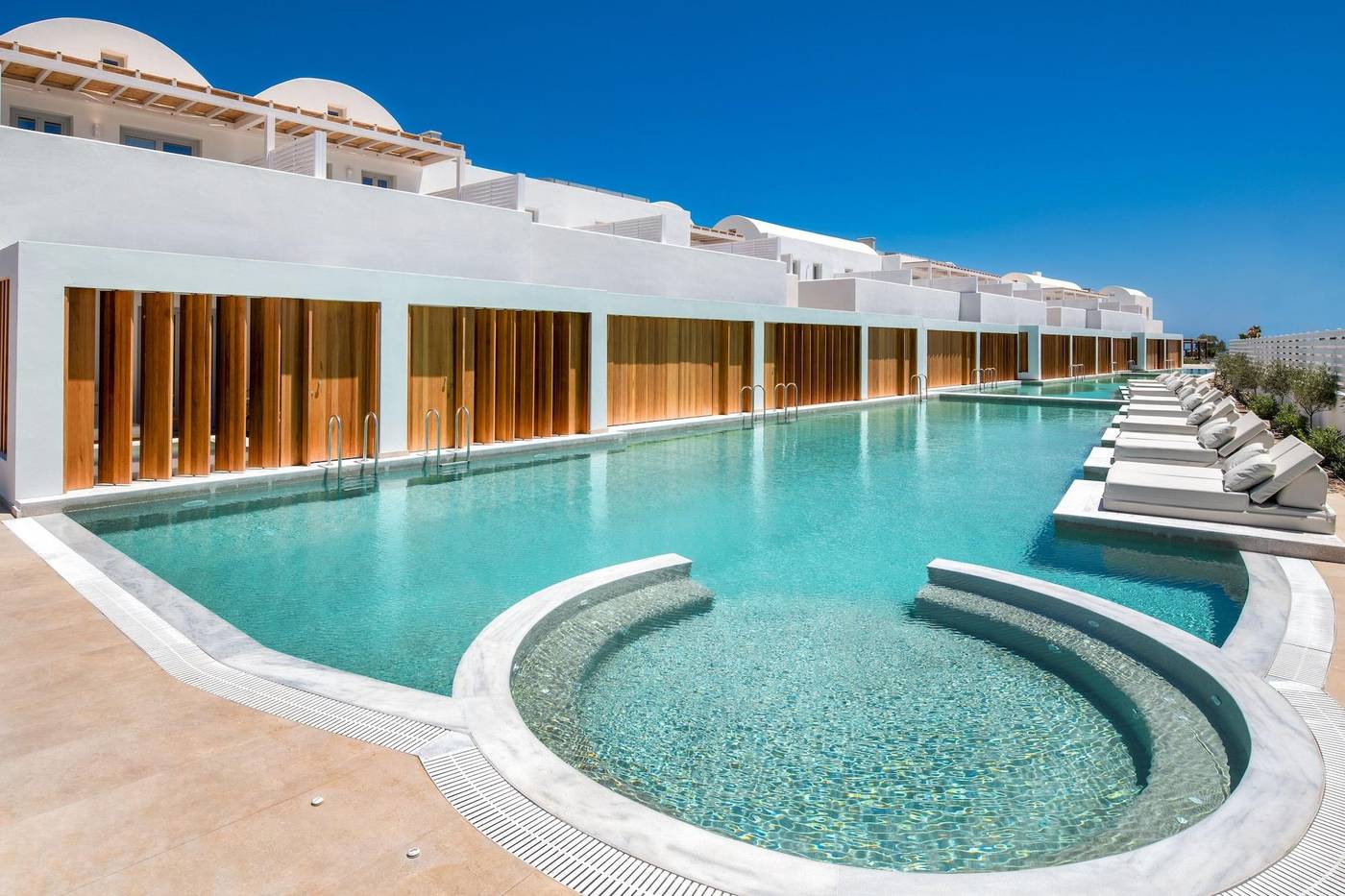 TUI-BLUE-Meltemi---Adults-Only-Sports-and-Entertainment-5