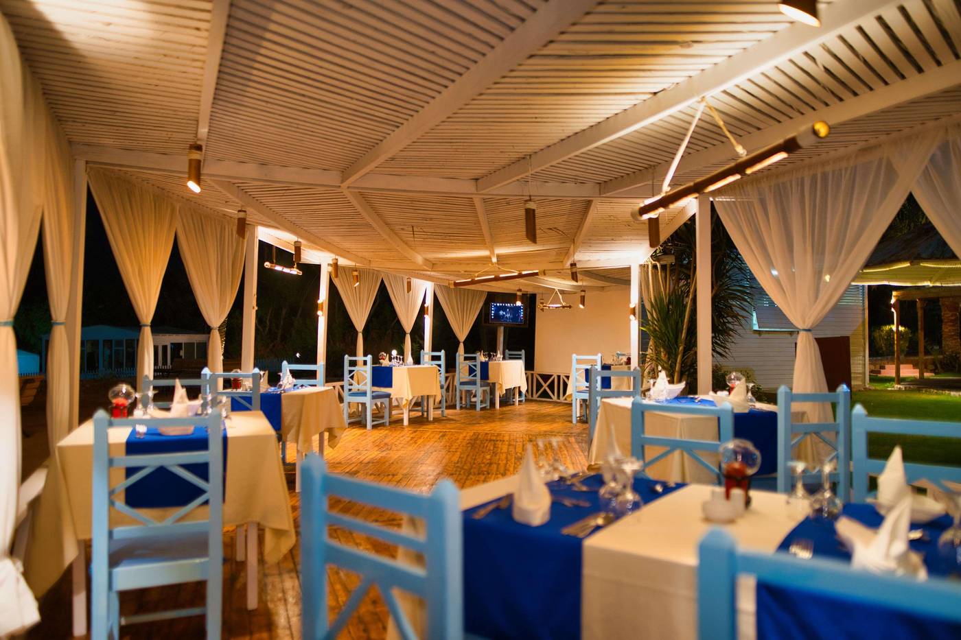 Tropitel-Dahab-Oasis-Restaurant-36