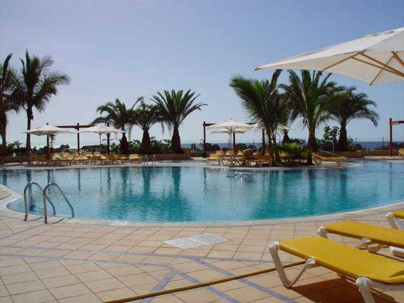 Bull-Dorado-Beach---Spa-Pool-39